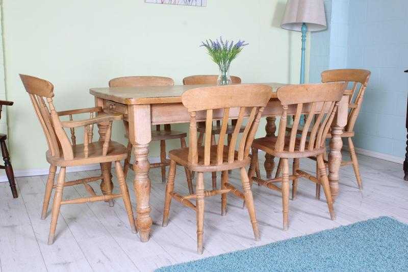 RUSTIC PINE KITCHEN TABLE WITH DRAWER - 6 CHAIRS INCL 2 CARVERS - CAN COURIER