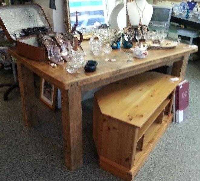 RUSTIC SOLID OAK PLANK DINING TABLE