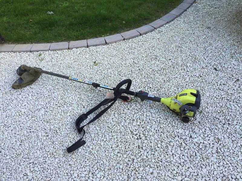 Ryobi 2 stroke LRBC 30 SESA brushcutter