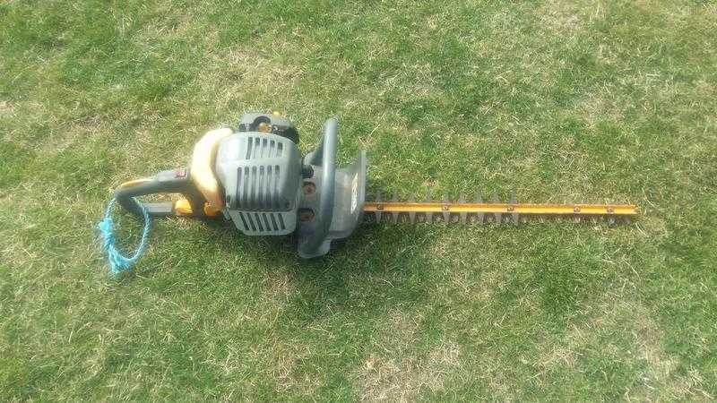 Ryobi petrol hedge trimmer RHT2660DA.