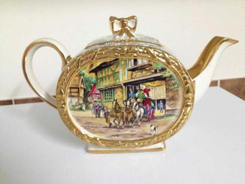 Sadler vintage teapot