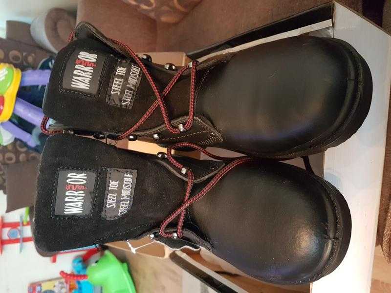 Safety boots for sale