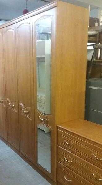 SALE NOW ON Alstons Double Wardrobe - Local Delivery 19