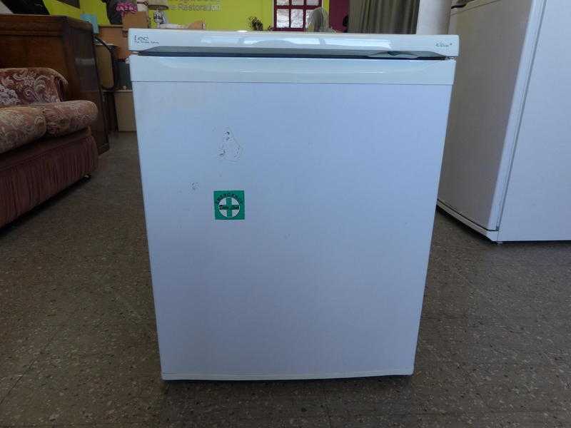 SALE NOW ON   table top fridge - Tested and working