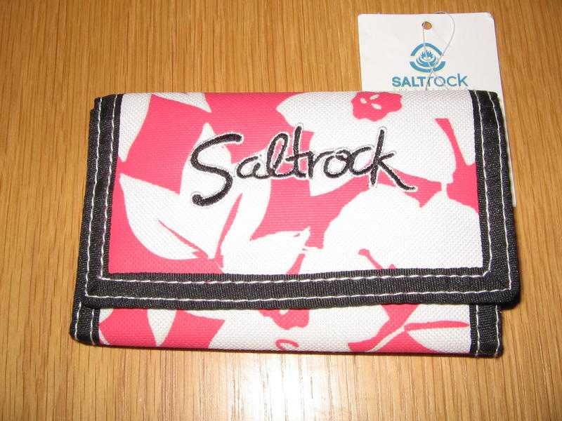 SALTROCK TRI-FOLD WALLET