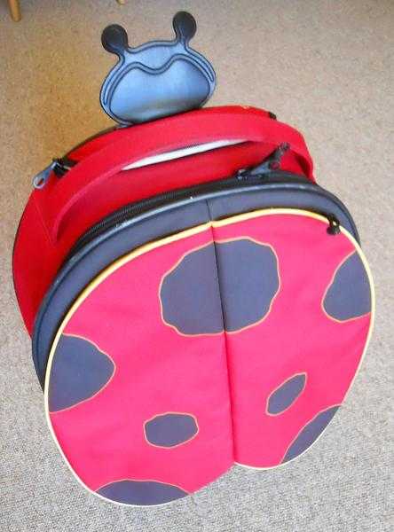 SAMSONITE 039SAMMIES039 KIDS LADYBIRD PULL ALONG TRAVEL BAG