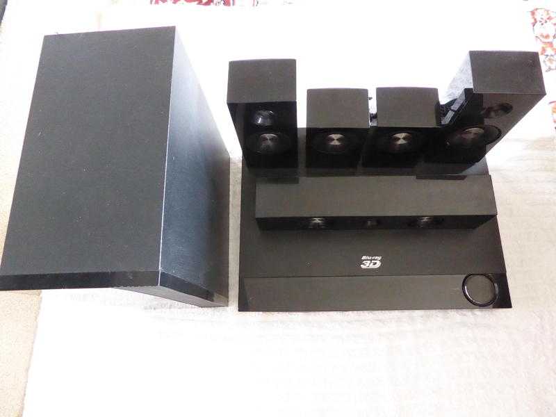 SAMSUNG BLUE RAY PLAYER SURROUND SYSTEM