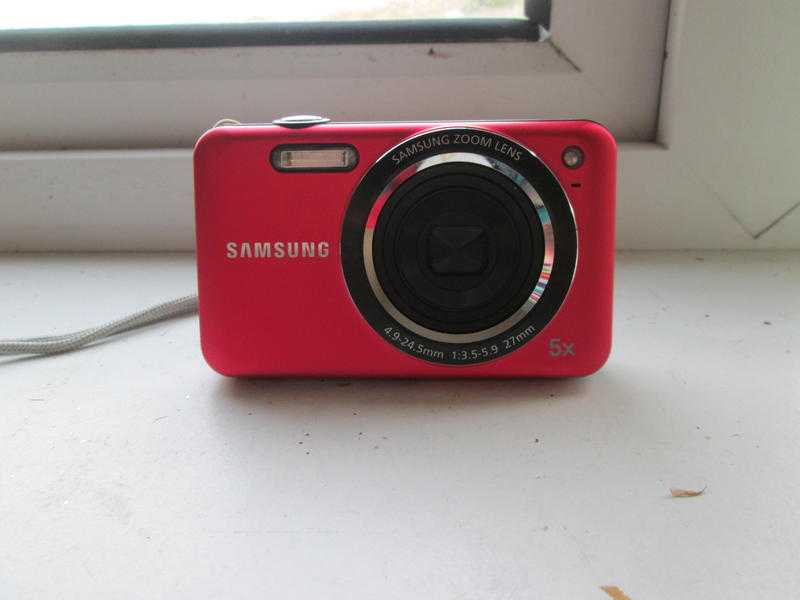 Samsung ES75 Red digital camera