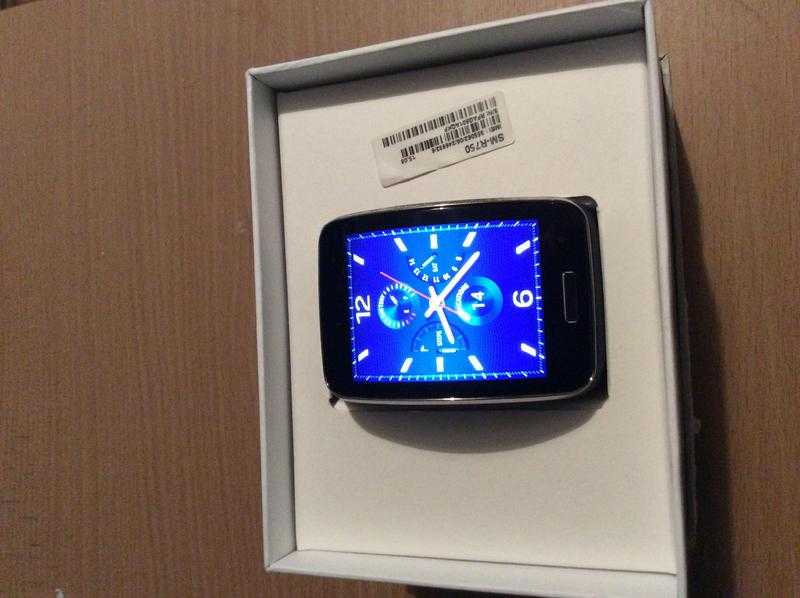 Samsung galaxy gear s smart watch