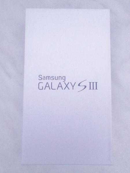 Samsung Galaxy S III GT-I9300 (UNLOCKED)