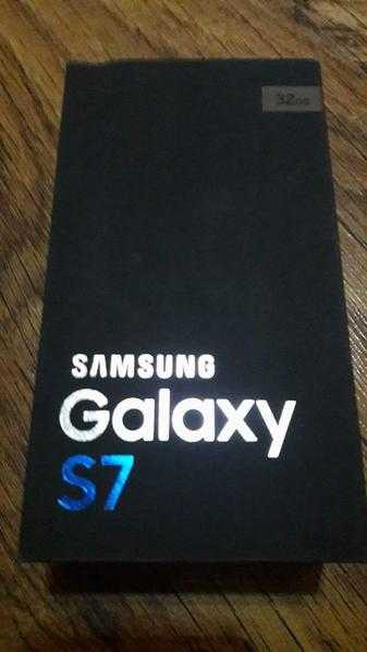 SAMSUNG GALAXY S7 32GB GOLD UNLOCKED FOR ANY NETWORKS