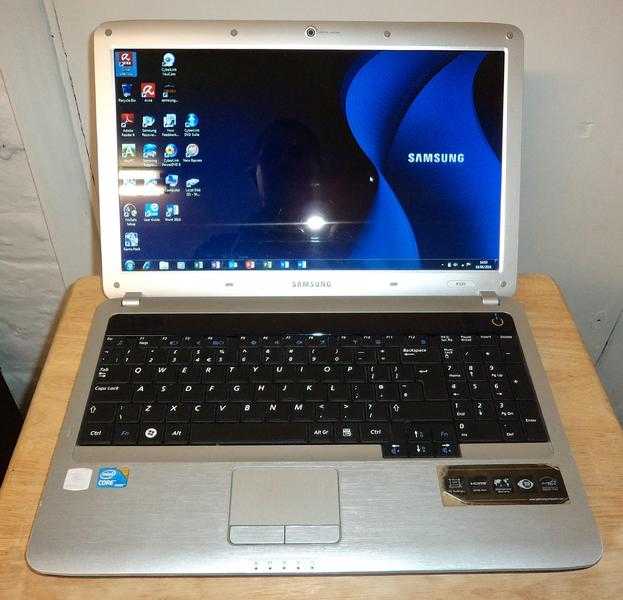 SAMSUNG R530 LAPTOP