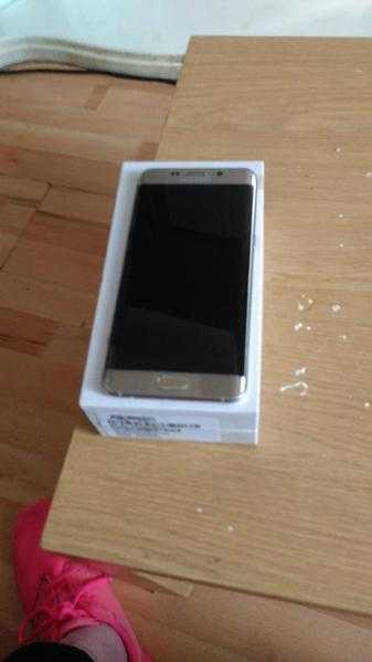 SAMSUNG S6 EDGE PLUS IN GOLD 32 GIG ON VODAPHONE PRICE REDUCED FOR QUICK SALE