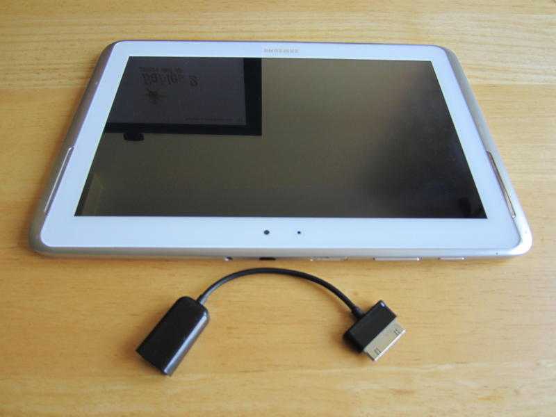 SAMSUNG TABLET GALAXY NOTE 10.1 SUPERB CONDITION WITH REAL LEATHER CASE AND EXTRA ACCESSORIES