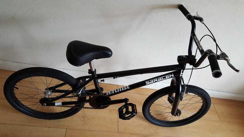 Saracen Amplitude Wave BMX (Suit age 8 to 16 years).