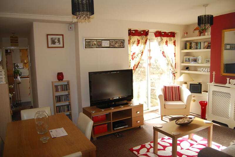 SB Lets are Delighted to Offer a Lower Ground, 1 Bedroom Flat with a Patio, in Central Brighton