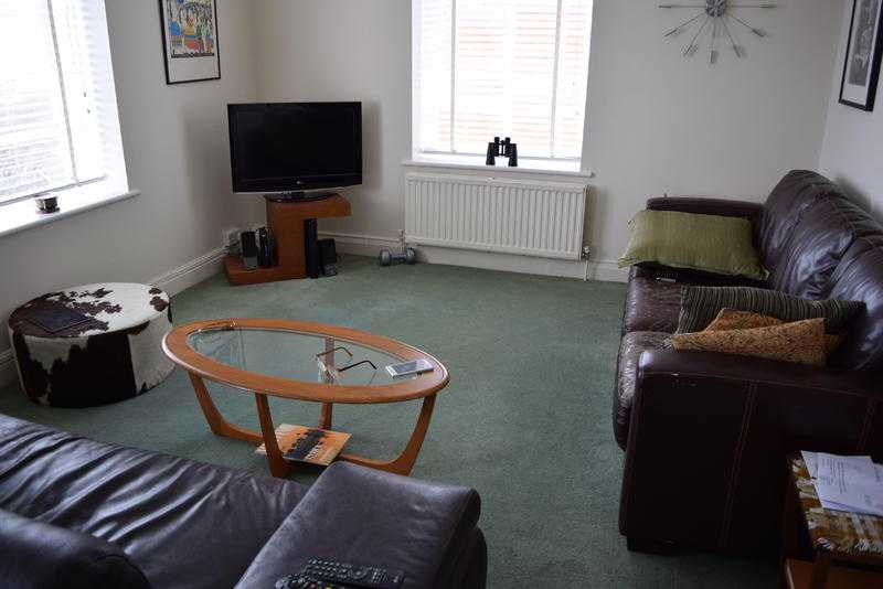 SB Lets are Delighted to Offer a Spacious, Furnished 1 Bedroom short term let Flat Located in Hove