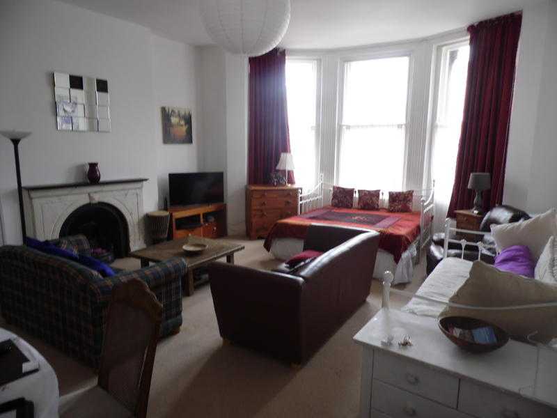 SB Lets are Delighted to Offer this 1 Bedroom Fully Furnished Flat with All Bills Included amp WiFi