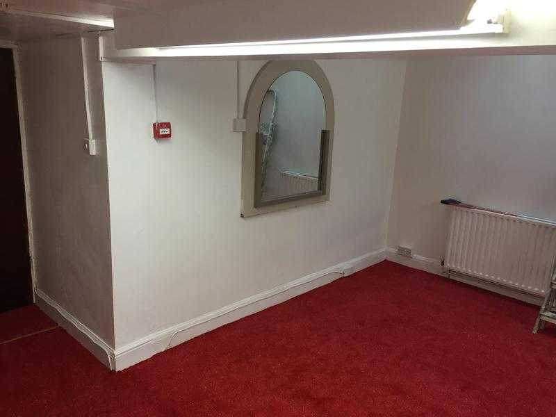 SB Lets are Delighted to Offer this Very Large, Spacious 1 Bedroom Apartment in Central Brighton