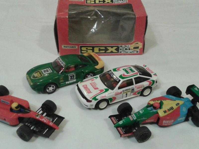 Scalextric 1990s set with 4 cars plus extras