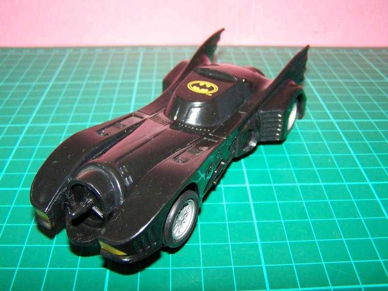 Scalextric Batmobile and Jokers Porsche