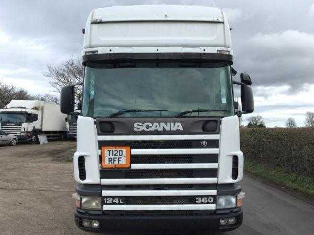 Scania 124 1999