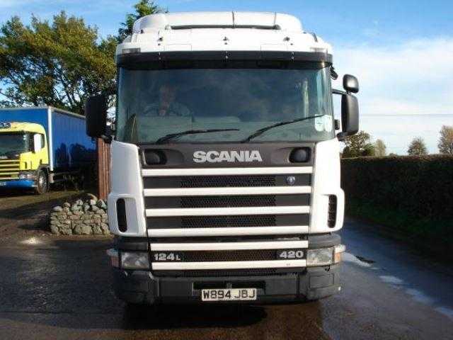 Scania 124 2000