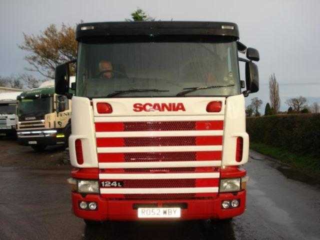 Scania 124 2002