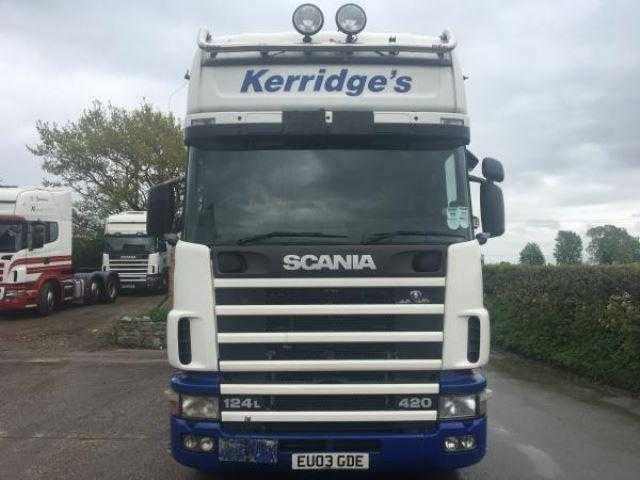 Scania 124 2003