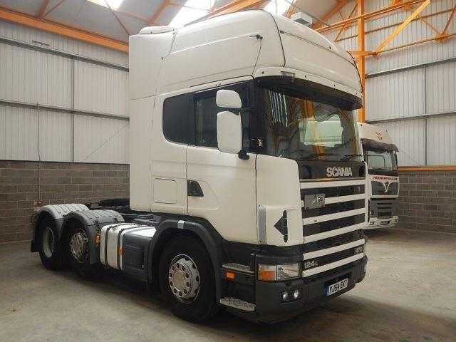 Scania 124 2004