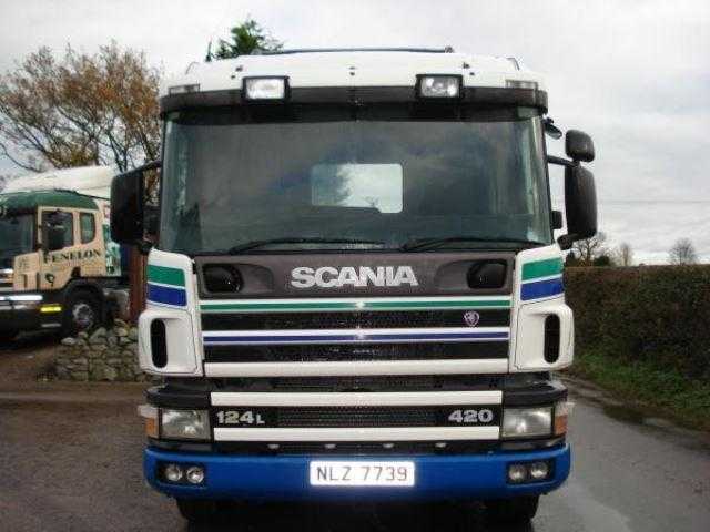 Scania 124 2005