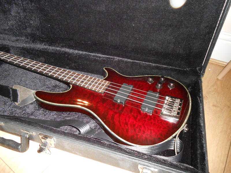 Schecter Hellraiser Diamond Series 4 String Bass - W Hardcase  Strap