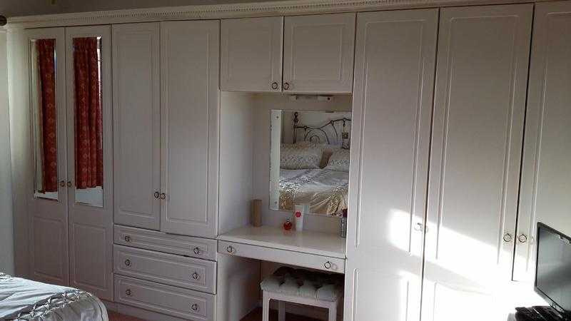 Schreiber fitted bedroom furniture