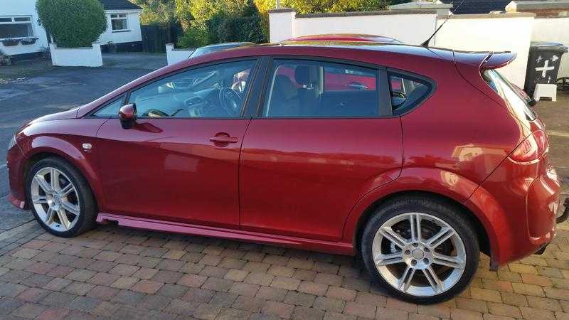 Seat Leon 2006 with factory fitted BTCC kit