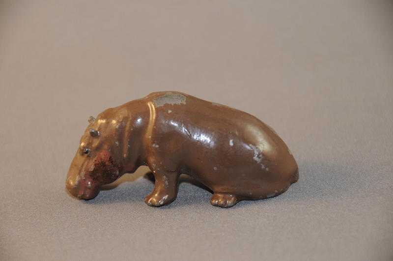 Seated Baby Hippopotamus Vintage 1946 - 1959 Britains Hollow Cast Lead Toy Wildlife Animal Model 940