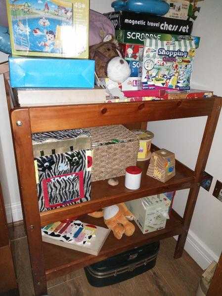 SELVES FOR STORAGE OR CHANGING TABLE