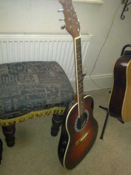 Semi Acoustic Encore Roundback Good condition.