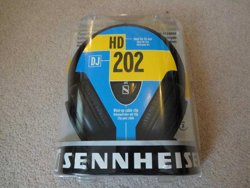 Sennheiser DJ Headphones - HD202 - New