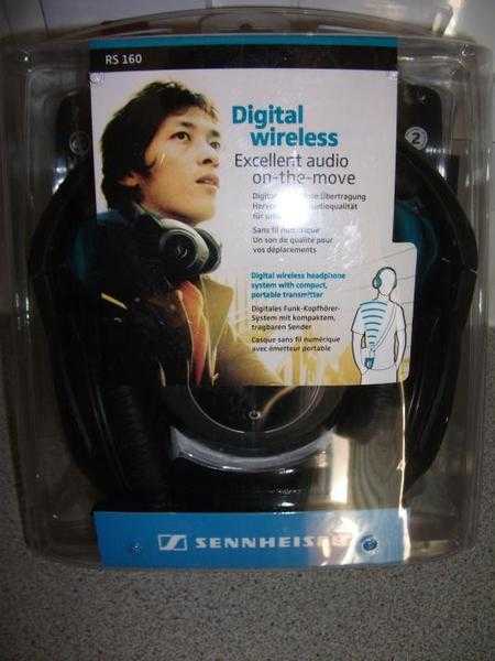 Sennheiser RS160 digital cordless headphones