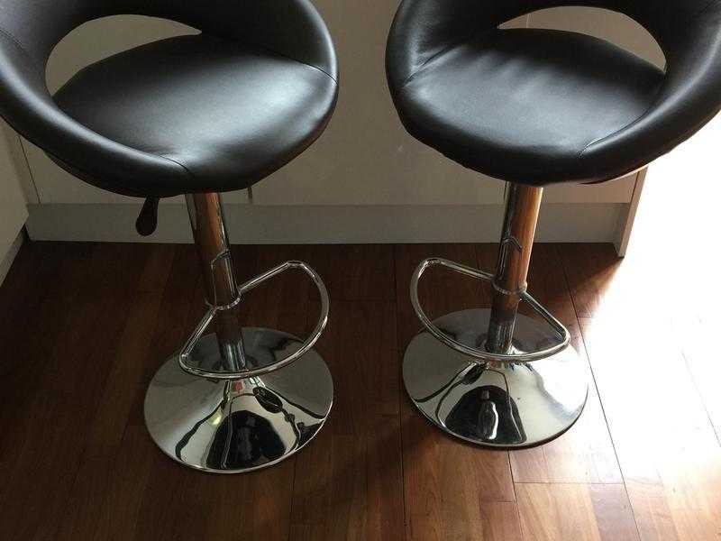 Set of 2 Faux Leather Bar Stools