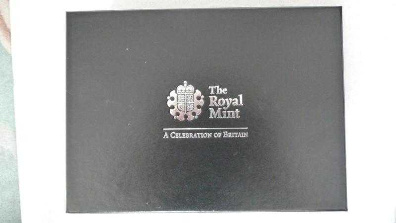 SET OF 6 BOXED SILVER PROOF COINS