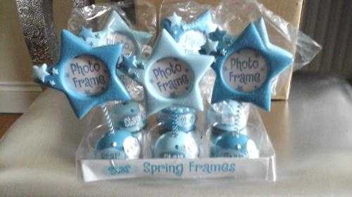 Set of 6 Star Photo Frames on a Spring