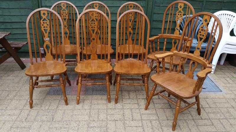 Set of 8 Oak dining chairs