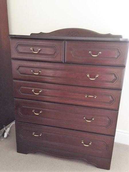 Set of bedroom drawers  - Rossmore