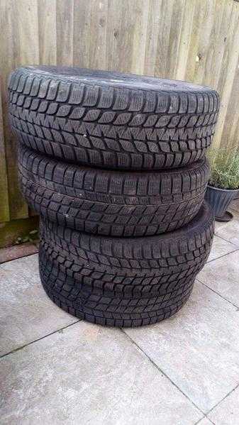 Set of four winter tyres 19565R15 (PirelliBridgestone)