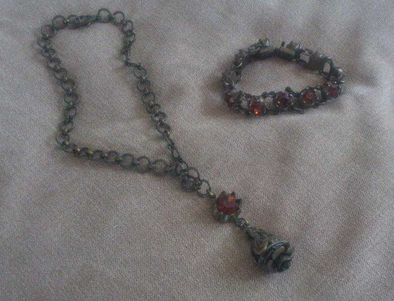 Set of necklace and bracelet (brand Babylone Paris, bought in France)