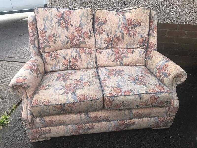 Settee and Reclining chair