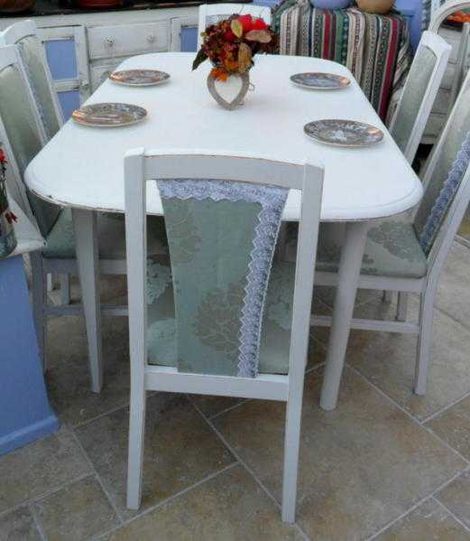 Shabby Chic 5 ft, Extendable Table and 6 x Upholstered Chairs