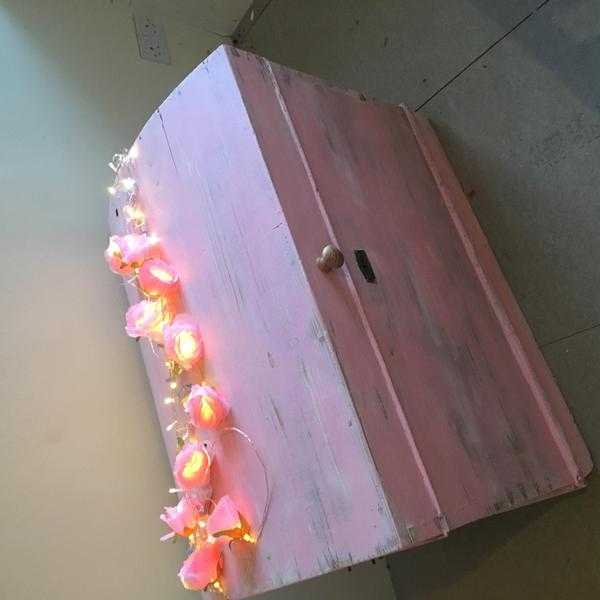 Shabby chic dome chest