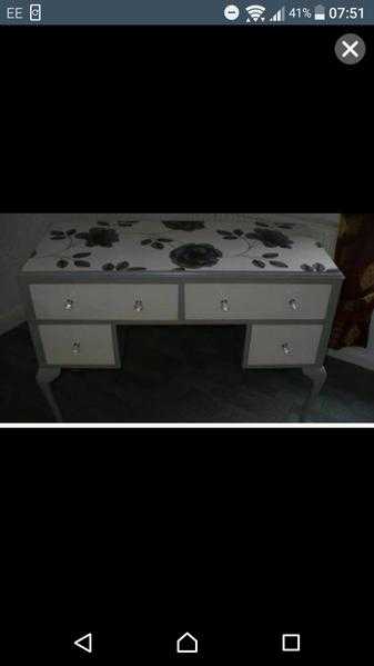 Shabby Chic Dressing Table